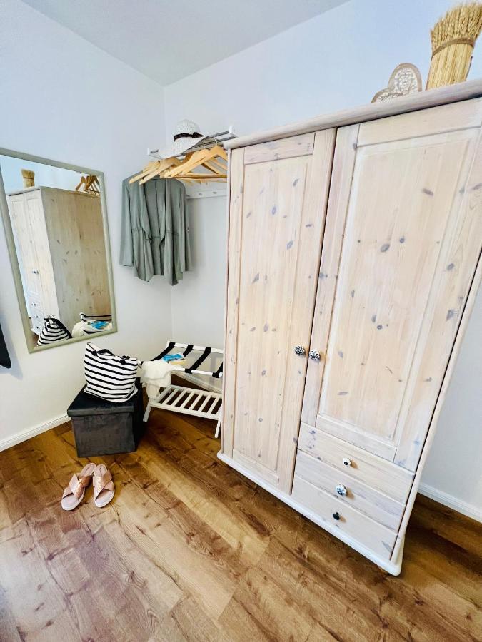 Seelund - Meeresrauschen Lauschen - Ruhiges Sonniges Apartment Mit Garten Und Terrasse Nahe Strand Und Ostsee Schönhagen Екстериор снимка